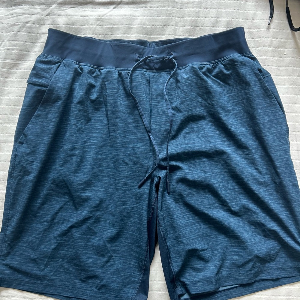Men's Lululemon Drawstring Shorts - Navy